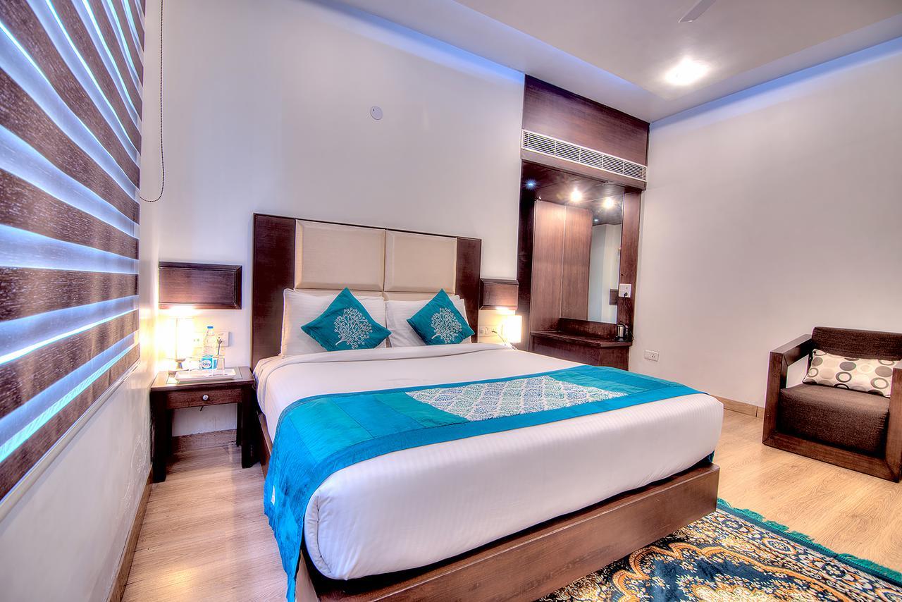 Vivo Hotels Dźalandhar Zewnętrze zdjęcie