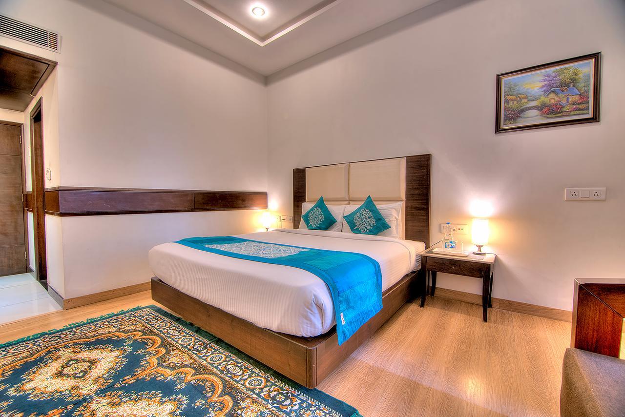 Vivo Hotels Dźalandhar Zewnętrze zdjęcie