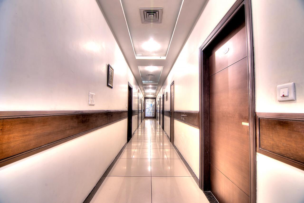 Vivo Hotels Dźalandhar Zewnętrze zdjęcie