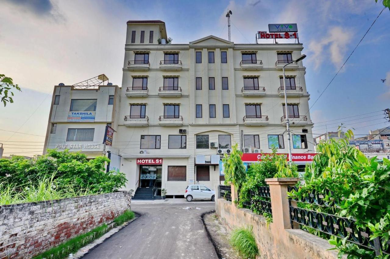 Vivo Hotels Dźalandhar Zewnętrze zdjęcie
